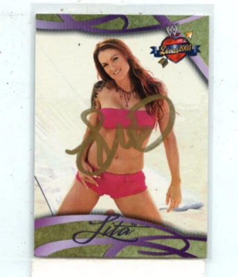 $19.99 • Buy Lita 20004 Fleer WWF WWE Gold In Person On Card Auto Autograph MWC Certified