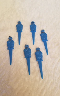 £5.03 • Buy Wilton Cookie Monster Muppets Inc. Cake Topper Plastic Sticks Vintage Hong Kong