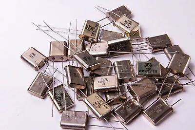 Crystal Oscillator Assortment - Lot Of (30). At Least 10 Different Frequencies • $4.95