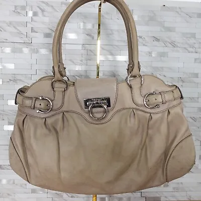 Vtg SALVATORE FERRAGAMO Bag Leather Beige Buckle Purse Handbag Marissa Gancini • $148.88