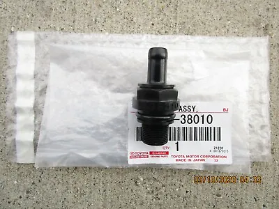 Fits: 07 - 17 Lexus Ls460 4.6l V8 Ventilation Valve Sub Assembly Oem New • $20.15