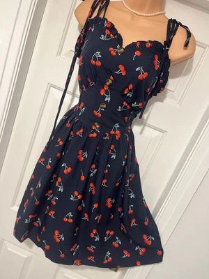 £16.99 • Buy Plus Vintage 1950's Corset Button Waist Cherry Print Swing Pin Up Dress UK18