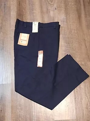 HAGGAR Men's Cool 18 PRO Stretch Classic Fit Dress Pants 32 X 32 Navy Blue • $19.49