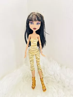 First Wave Monster High Cleo De Nile Doll - Preowned - Clothes + Shoes! • $49.99