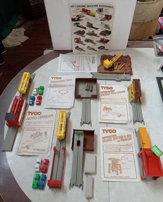 $109.99 • Buy Vintage TYCO US-1 ELECTRIC TRUCKING Accessories LOT Loader Hopper Yard Crane