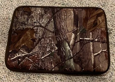 Realtree Camouflage Computer Cover/Laptop Sleeve Zip Closure 15.5”x11.25” • $14.95