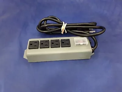 TRIPP LITE UL603CB-6 4 OUTLET INDUSTRIAL POWER STRIP (6ft) 15A • $18.99