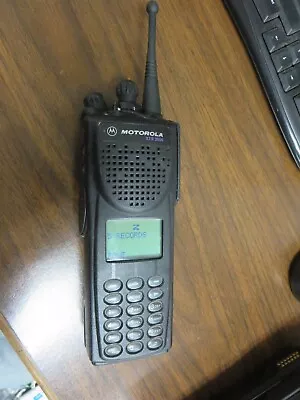 Motorola XTS 3000 16CH H09UCF9PW7BN 800MHz Two Way Radio With Brand New Battery • $49.95