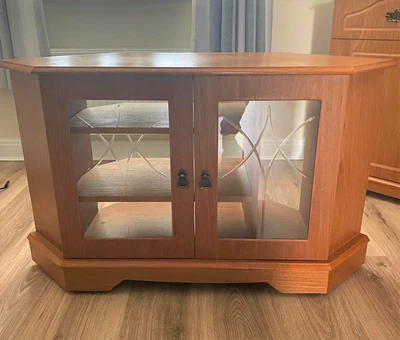 £30 • Buy TV Cabinet With Glass Display