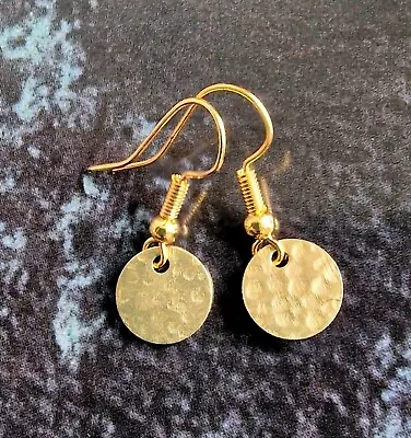 Gold Tone Hammered Coin Disc Earrings.  Drop Dangle Small Dainty Understated • £2.99