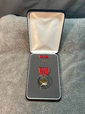 Vintage US Army BRONZE STAR Medal Set W/ Ribbon Lapel Pin NICE Military 👀 • $16.99