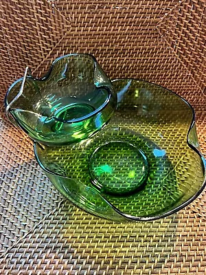 Vintage Anchor Hocking Green Glass Chip And Dip Bowl Set • $35