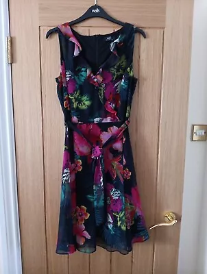 Ladies Wallis Dress Brand New Size 8 • £14.99