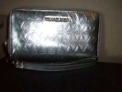 MICHAEL KORS Silver Metallic Signature Wristlet Wallet • $7.99