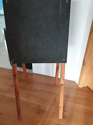 £5 • Buy Child's Double Sided Wooden Easel With Paint Pot Trays And Blackboards RG10