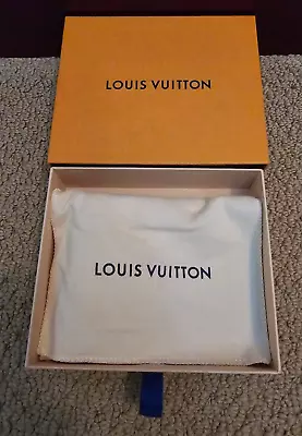 Louis Vuitton Men's Multiple Wallet Monogram Eclipse M61695 • $500