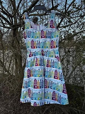 Retrolicious Fit N Flare Rainbow City Houses Fantasy Print Dress S Euc Modcloth • $19.99