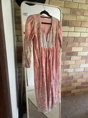 $150 • Buy Spell & The Gypsy Hendrix Boho Midi Dress XS