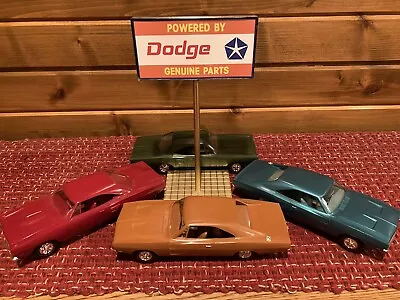 $79.99 • Buy Dodge Parts Sign Promo Car 1:25 Scale Desk Top Size Display