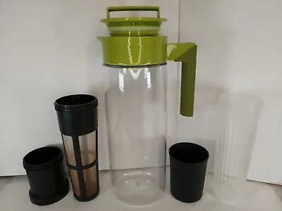 Takeya Plastic Pitcher Iced Tea Coffee Brewer 2-Quart Mesh Tea Fruit Infuser Cup • $19.97