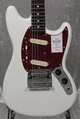 Fender Made In Japan Traditional 60s Mustang Olympic White With Gig Bag • $952.95