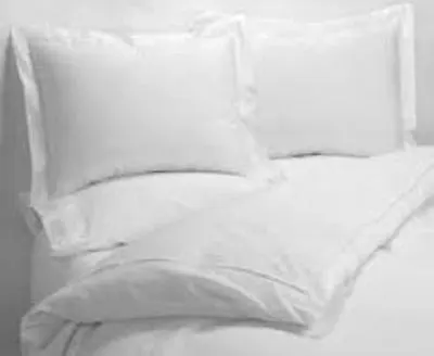 100% Egyptian Cotton Plain White 200 Thread Button Duvet Covers & Pillowcases • £0.99