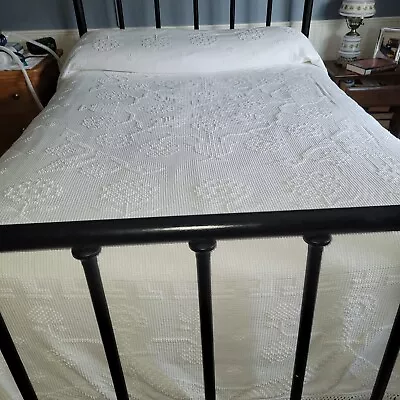 Vintage Bates Chenille Bedspread White George Washington Choice Queen Cotton • $69.95