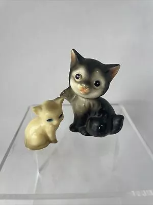 Vintage Cat Kitten Figurine Figure Lot Balck White Porcelain And Plastic • $7.49