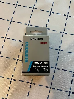 Shimano Junction B Internal Wire Routing 4 Port Di2 Junction Box.  SM-JC41 • $15