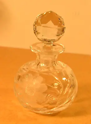 Vtg Cut Crystal Perfume/cologne Bottle With Crystal Dauber 6  Tall 4  Diameter • $7.95