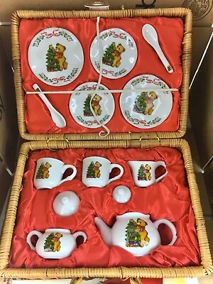 2005 Barnes & Noble Miniature Tea Set Christmas Tree Bear In Picnic Basket • $32.20