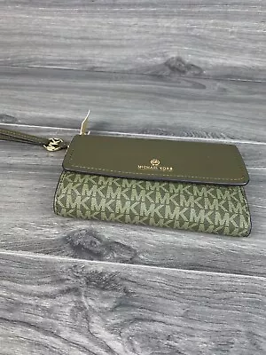 Michael Kors Jet Set Large Flap Wristlet -   Olive • $78