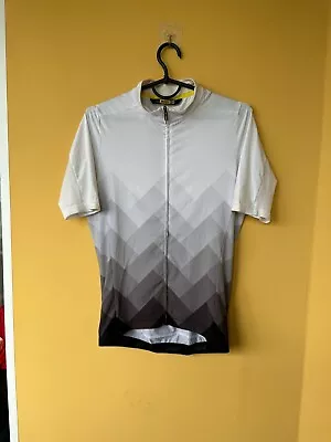 Mavic Cosmic Ultimate SL Cycling Short Sleeve Jersey Size M  • $25