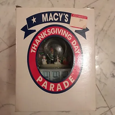 Macy’s Thanksgiving Day Parade 1999 Snow Globe • $104.98