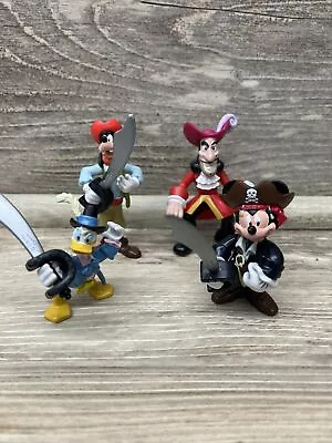 Disney Pirate Mickey And Friends Collectible Small PVC Figure Toy • $18.40