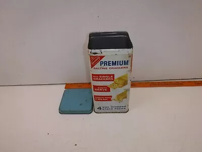 Vintage / Antique 1969 Nabisco Premium Saltine Cracker Storage Tin 14oz.With Lid • $15