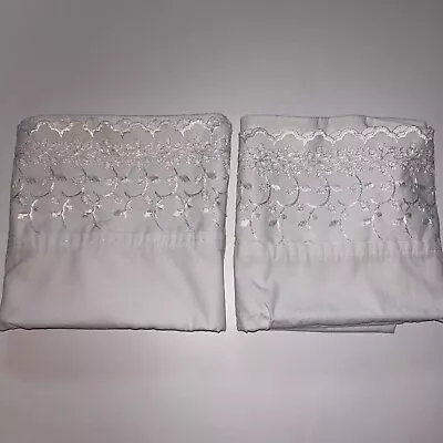 Vintage White Embroidered Floral Pillow Case Set 19”x 27” • $12