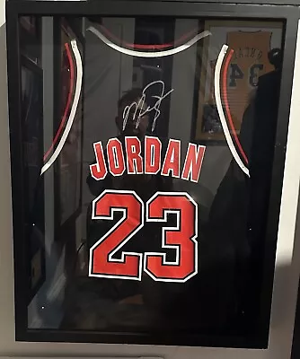 MICHAEL JORDEN AUTOGRAPED FRAMED JERSEY W/CERTIFACATION”Chicago Bulls” • $2500