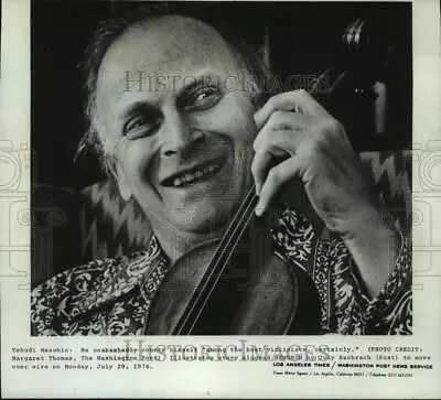 1974 Press Photo Yehudi Menuhin Violinist As Interviewed By Washington Post. • $19.99