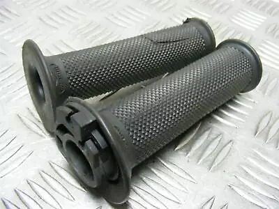 Monster 900 Handlebar Grips Set Pair Genuine Ducati 1998-1999 A290 • $24.88