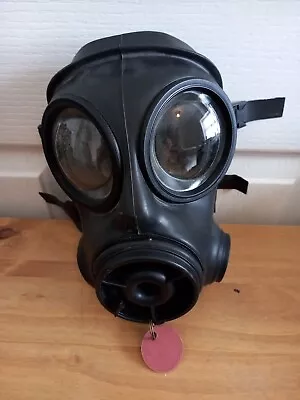 British Avon S10 Size 2 Large Gas Mask Respirator W/ Filter & Bag *PROP*  • £150