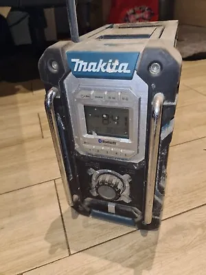 Makita DMR106 Bluetooth Radio • £80