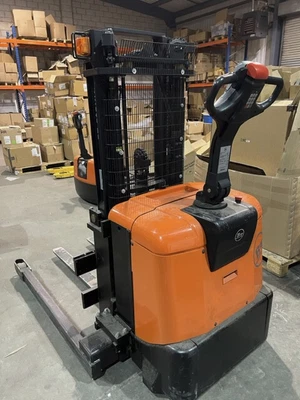 £3750 • Buy Bt Electric Pallet Stacker, Model Spe135s, Year 2012 - Great Condition!