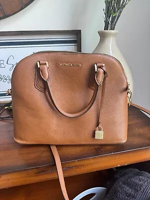 Michael Kors Satchel And Wallet Set • $20