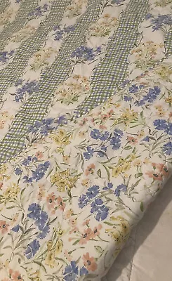 Laura Ashley Vintage Fresh Clean Floral Reversible Super King Throw Bedspread • £65