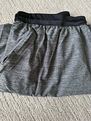 Men’s Adidas Axis Grey Black Training Woven Stretch Shorts- Size 2XL Zip Pocket • $18.04