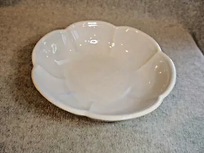 McCoy Pottery Scalloped 8 Inch Basin 7528 USA • $20