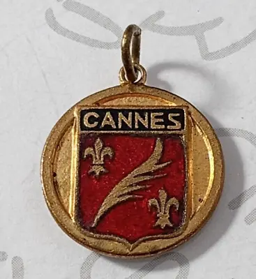 Cannes France Travel Shield Crest Round Pendant Charm Gold Tone Vintage Souvenir • $18.99