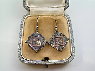 Antique Victorian Aesthetic Movement Silver With Applied Gold Earrings. • £12.99