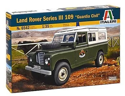 Italeri Land Rover Series III - Plastic Model Military Vehicle Kit - 1/35 Scale • $27.66